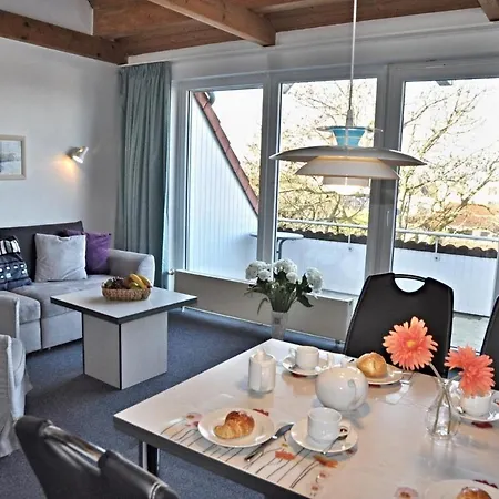 Tolle-ferienwohnung-mit-meerblick-foerdeblick-36 * Laboe